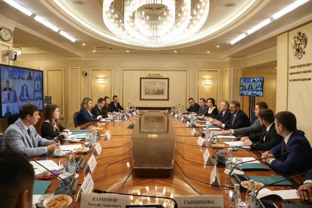 Курский депутат принял участие во встрече с заместителем Председателя Совета Федерации