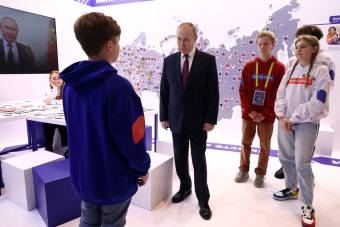 Участница РДДМ предложила Президенту России создать постоянно действующие центры и детские лагеря «Движения первых» в каждом регионе страны